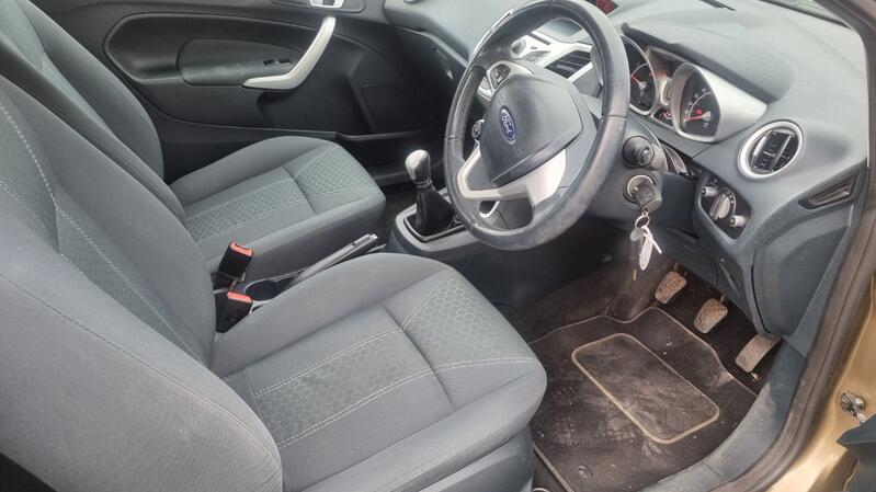 FORD FIESTA