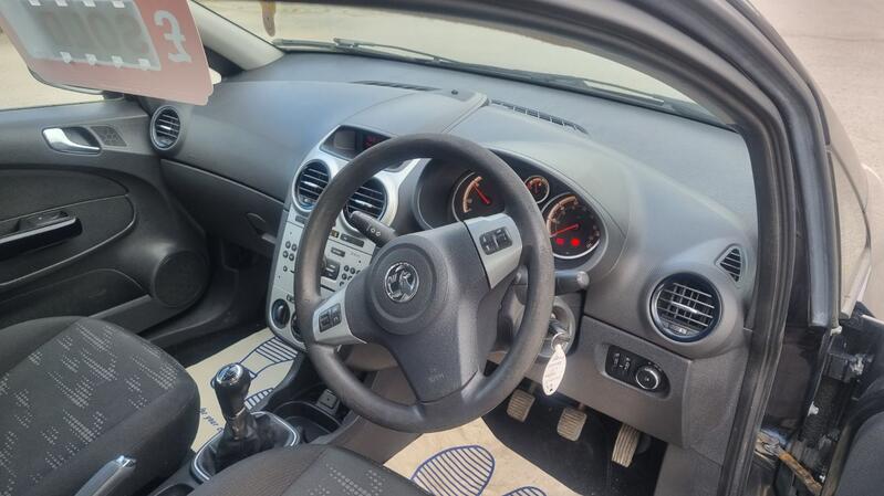 VAUXHALL CORSA