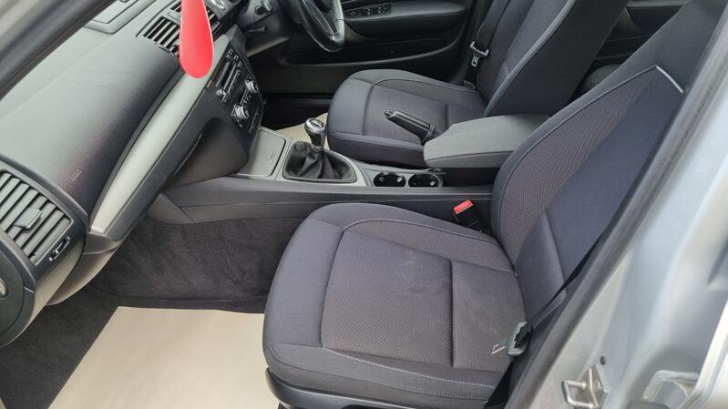 BMW 1 SERIES