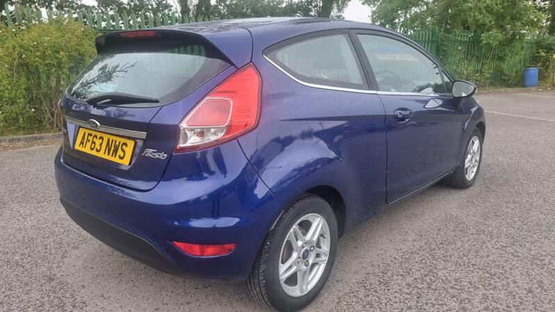 FORD FIESTA