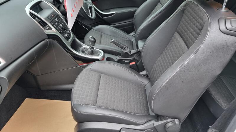VAUXHALL ASTRA GTC