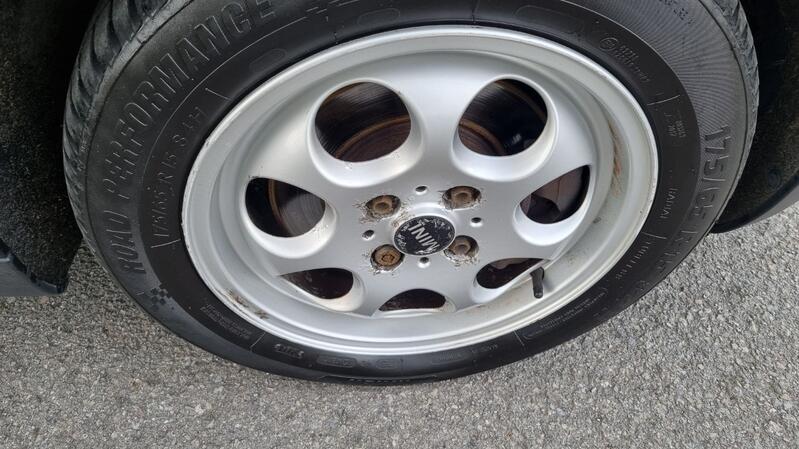 MINI HATCH
