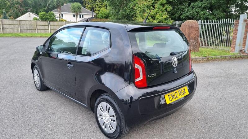 VOLKSWAGEN UP