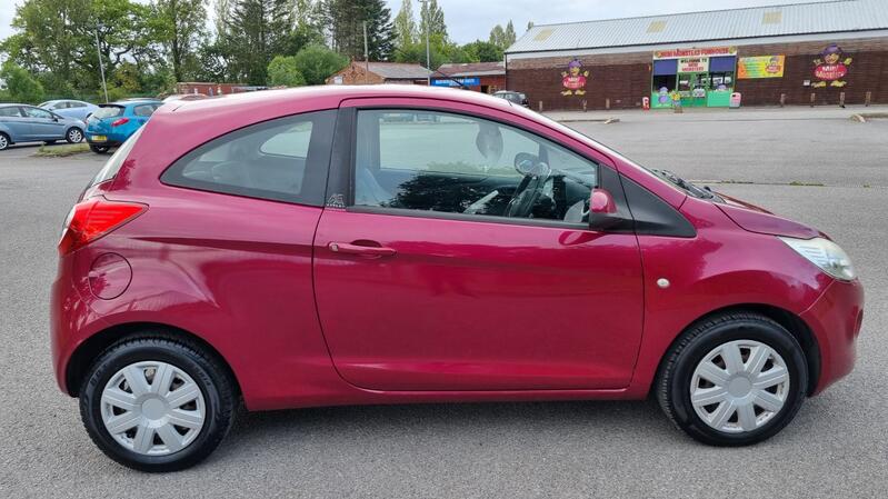 FORD KA
