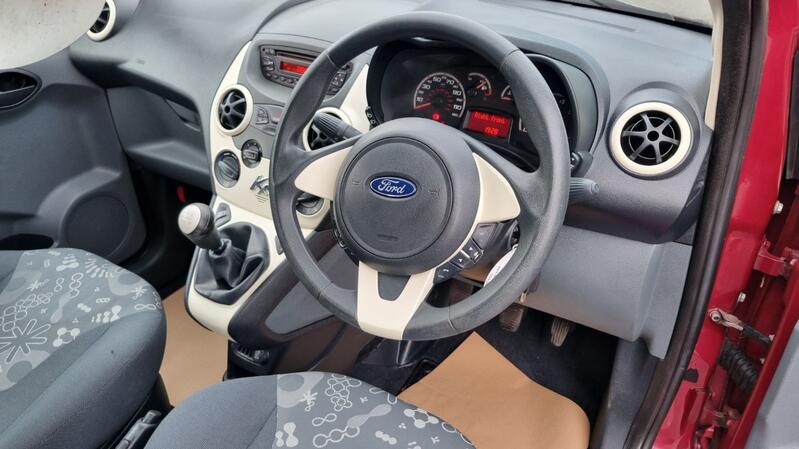 FORD KA