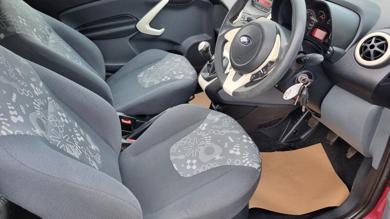 FORD KA