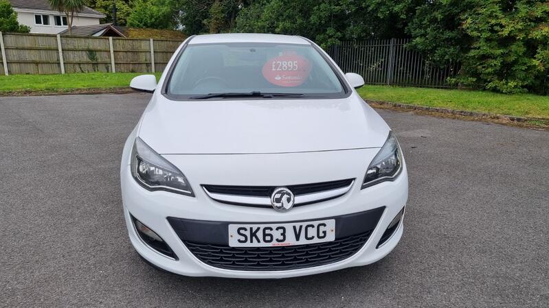 VAUXHALL ASTRA