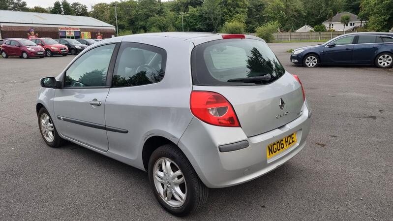 RENAULT CLIO